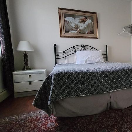 The Cosmopolitan Hotel Blairmore Extérieur photo