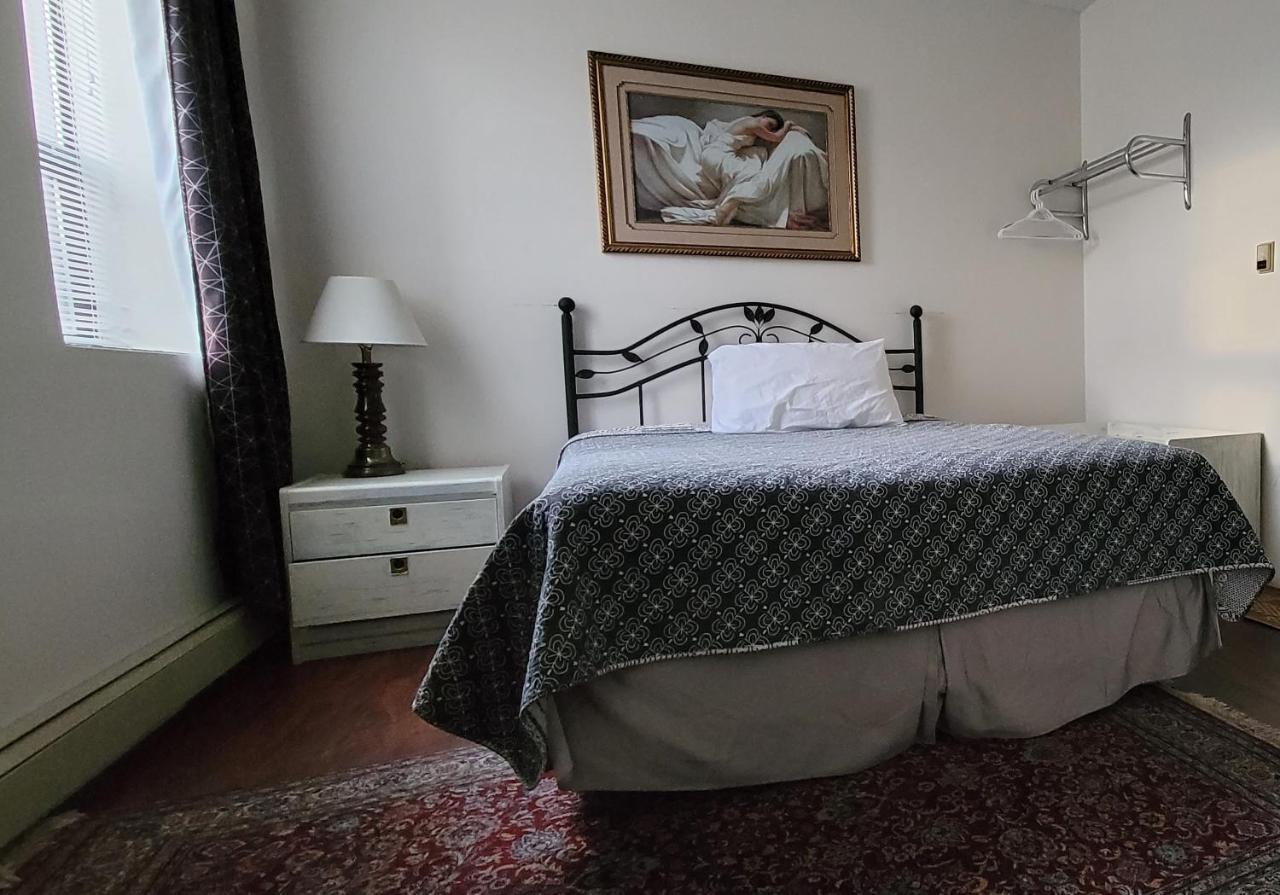 The Cosmopolitan Hotel Blairmore Extérieur photo